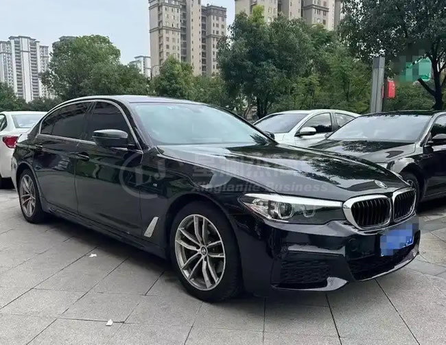 綿陽(yáng)寶馬5系轎車出租